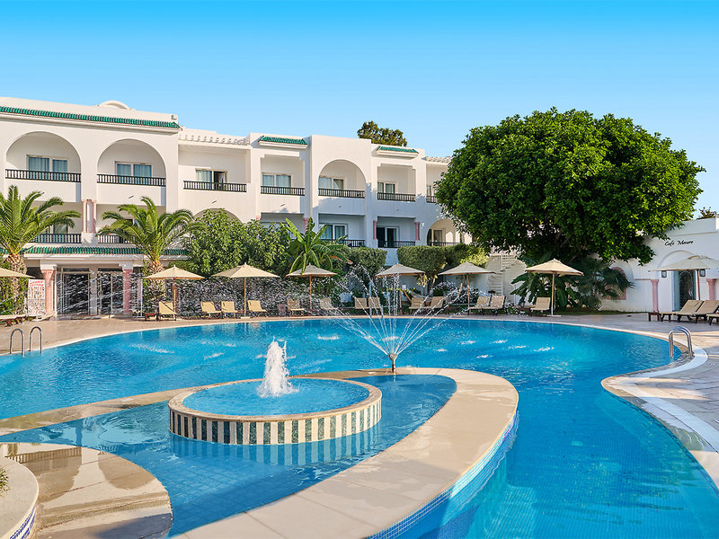 Royal Nozha Beach 7