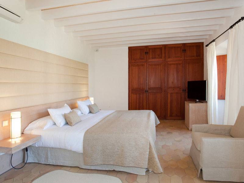 Can Simoneta Hotel & Beach House 22