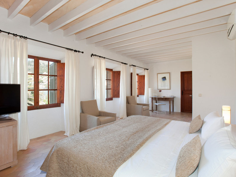 Can Simoneta Hotel & Beach House 23