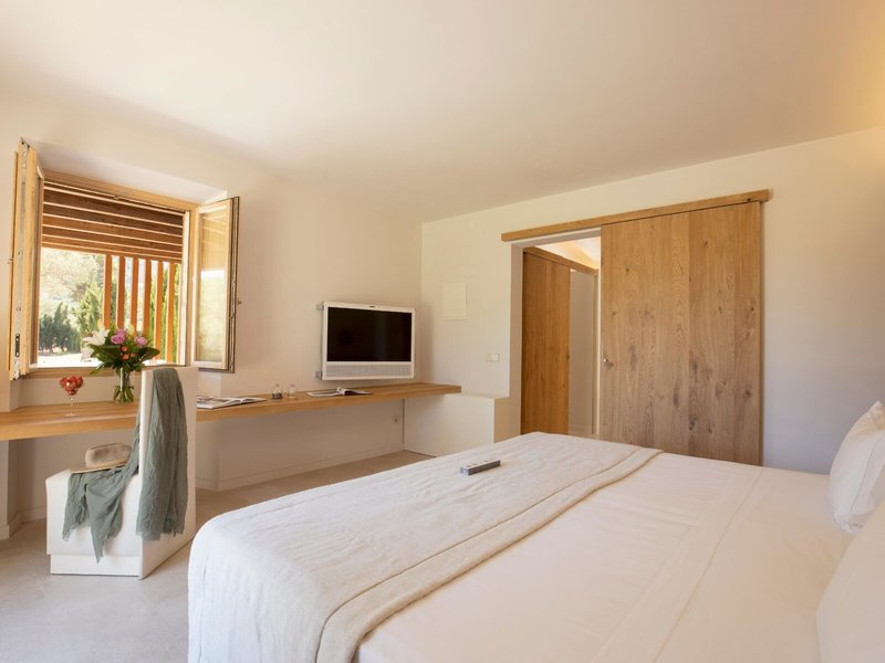 Can Simoneta Hotel & Beach House 40