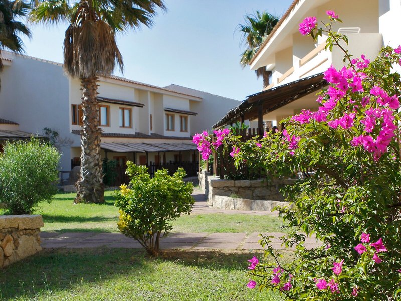 Club Esse Posada Beach Resort 1