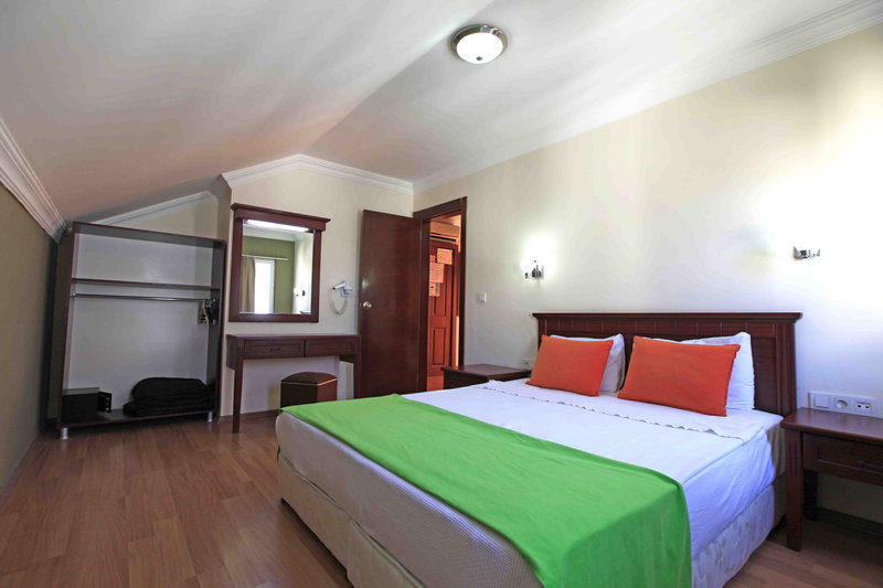 Sunlight Garden Hotel 7