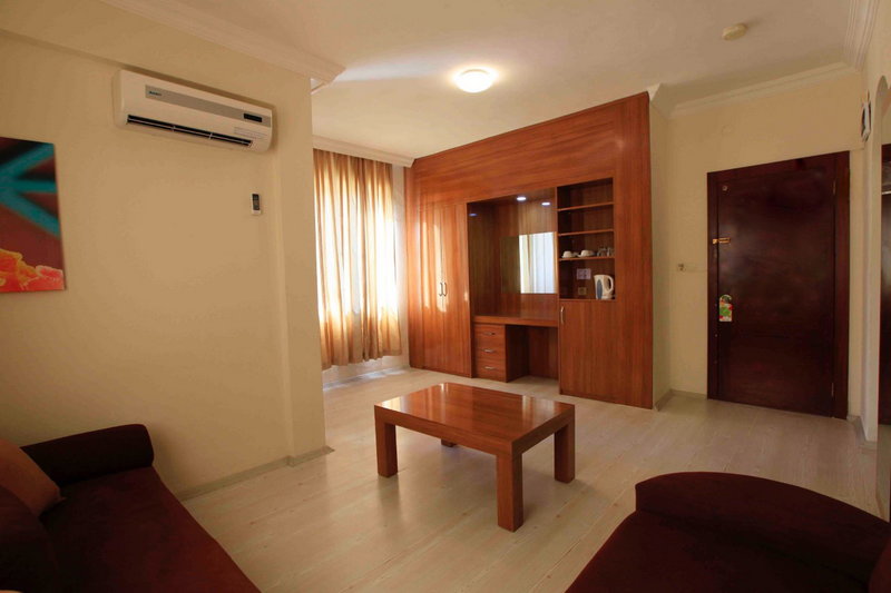 Sunlight Garden Hotel 10