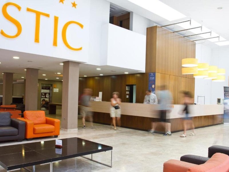 Dynastic Hotel & Spa 24