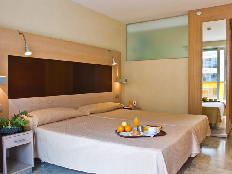 Dynastic Hotel & Spa 42