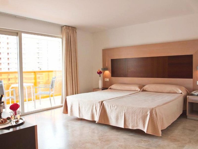 Dynastic Hotel & Spa 46