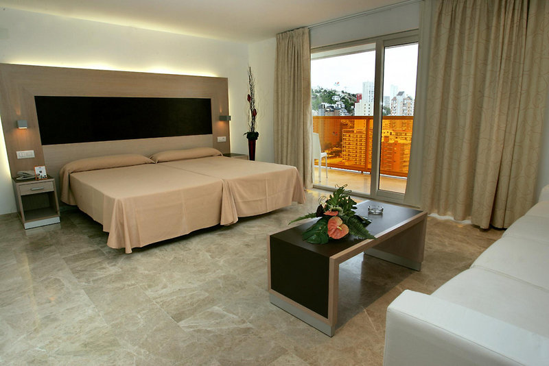 Dynastic Hotel & SPA 25