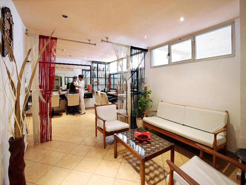 Anezi Tower Hotel & Apartments 3 - Lounge / Lobby