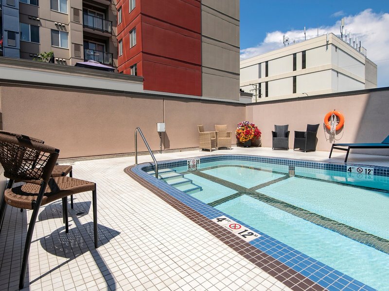 Doubletree by Hilton Kamloops 4