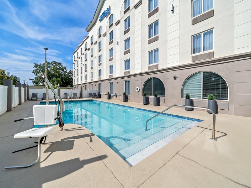 Sonesta Essential Orlando Airport 6
