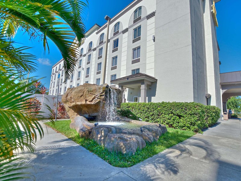 Best Western Airport Inn & Suites Orlando