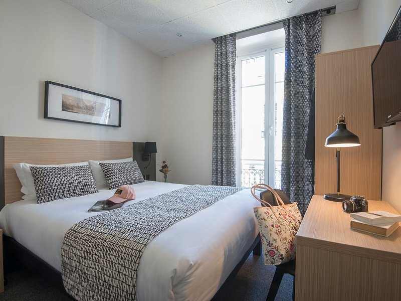 Saint Gothard 22 - Room Example