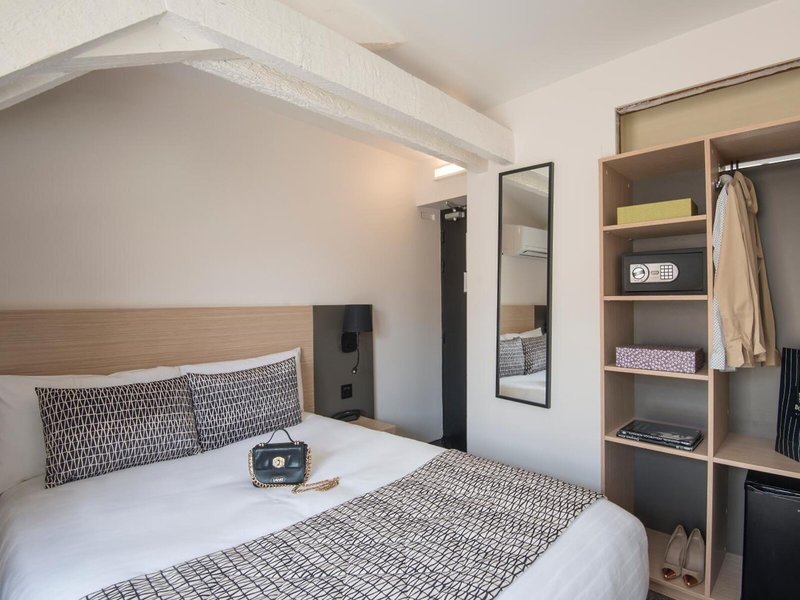 Saint Gothard 26 - Room Example