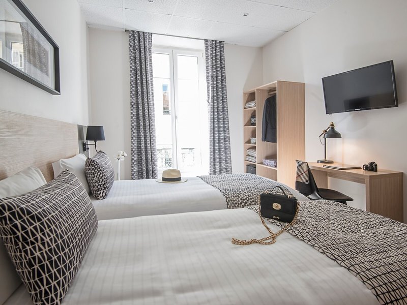 Saint Gothard 32 - Room Example