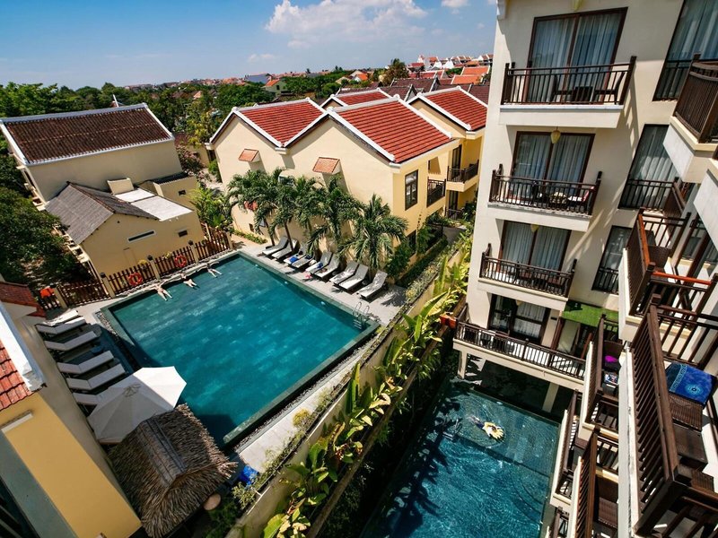 Silk Luxury Hotel & Spa 10