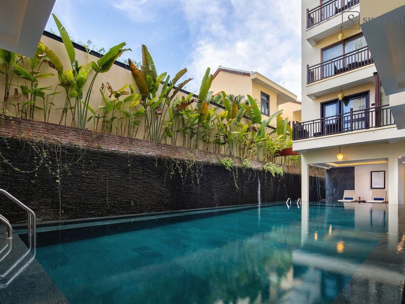 Silk Luxury Hotel & Spa 17