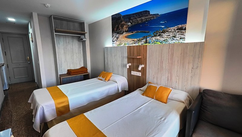 Hotel Corona Roja 14