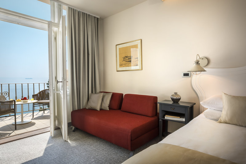 Hotel Lungomare 16