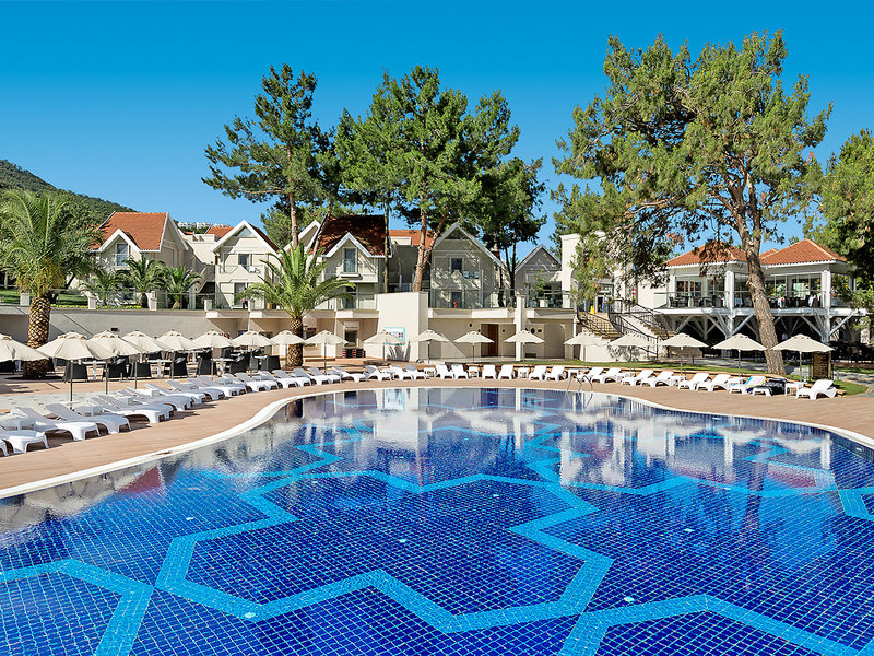 THE ROXY Luxury Nature  14