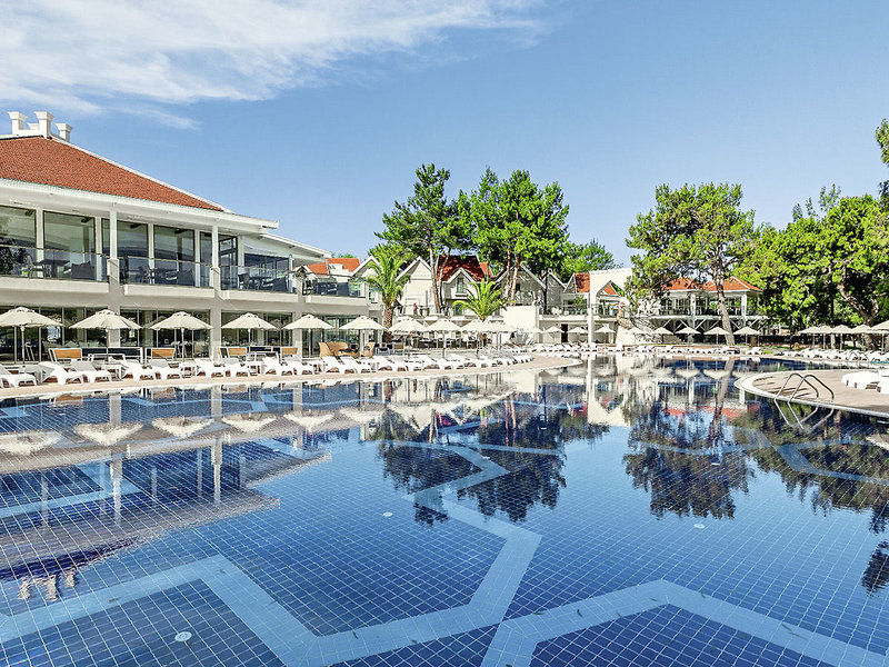 THE ROXY Luxury Nature  18