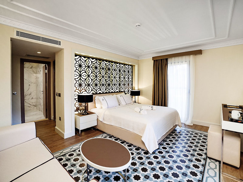 THE ROXY Luxury Nature  19