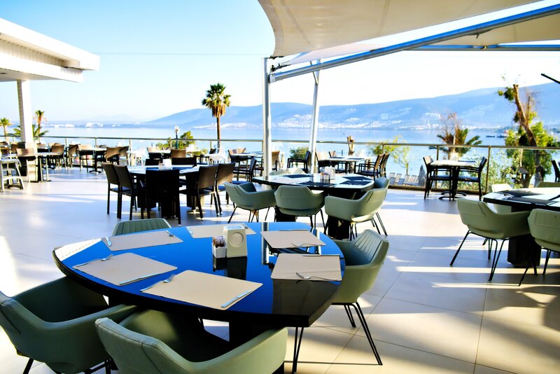 THE ROXY Luxury Nature  37