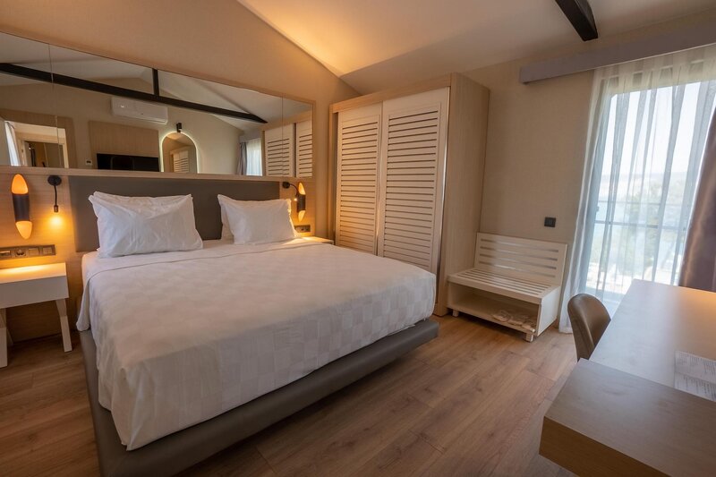 THE ROXY Luxury Nature  40