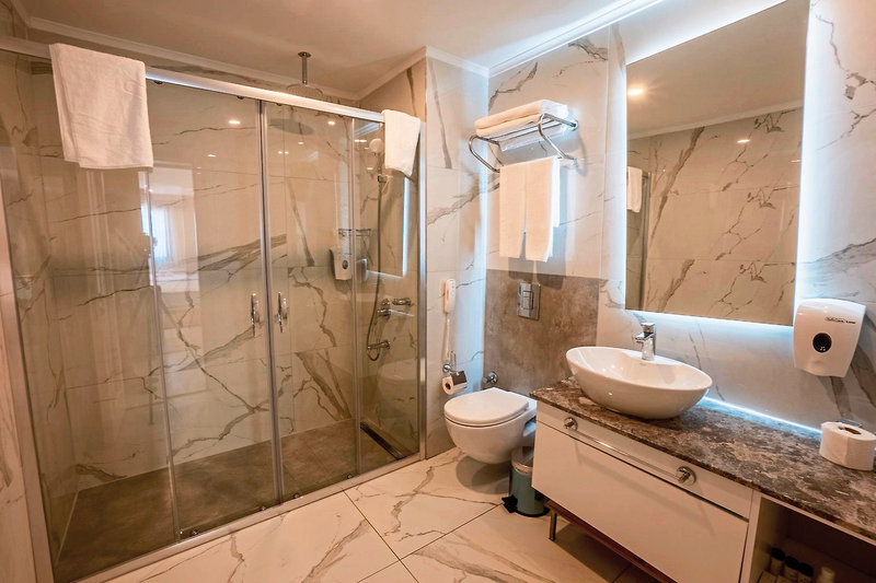 THE ROXY Luxury Nature  3