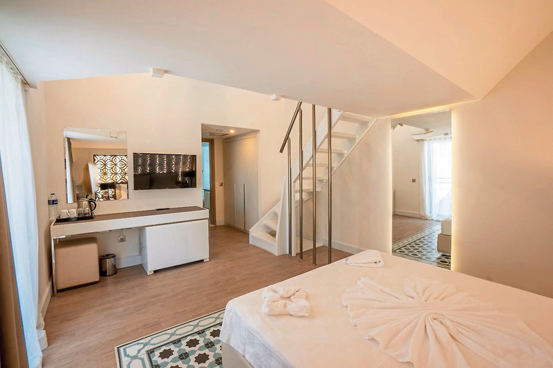 THE ROXY Luxury Nature  9