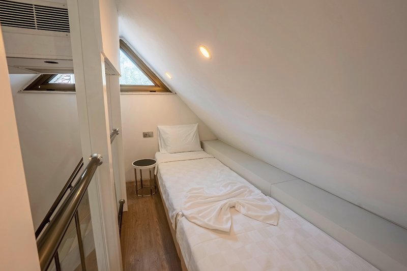 THE ROXY Luxury Nature  10