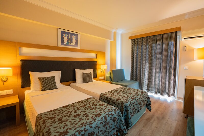 Marbel Hotel by Palm Wings 12