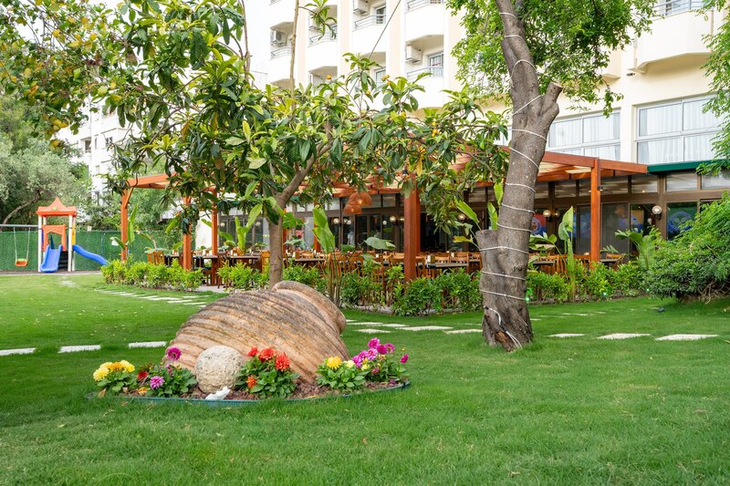Marbel Hotel by Palm Wings 19