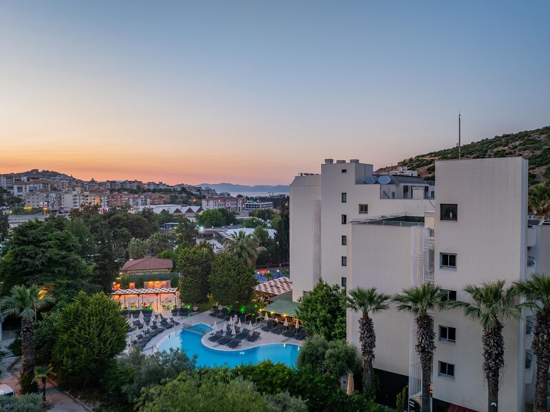 Marbel Hotel by Palm Wings 23