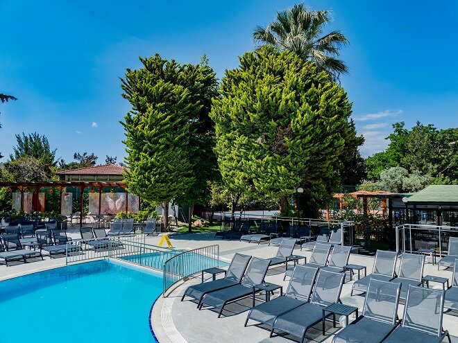 Marbel Hotel by Palm Wings 10