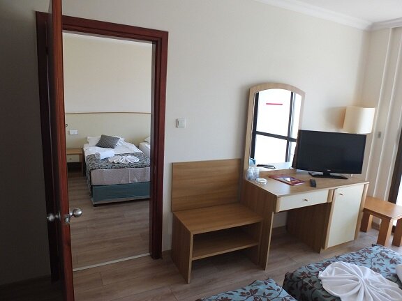 Marbel Hotel by Palm Wings 23