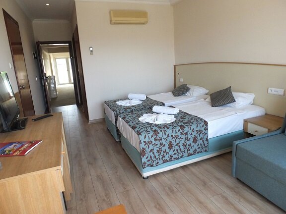 Marbel Hotel by Palm Wings 28