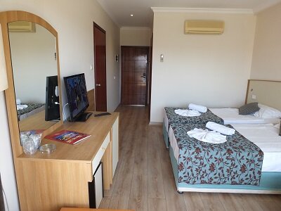 Marbel Hotel by Palm Wings 30