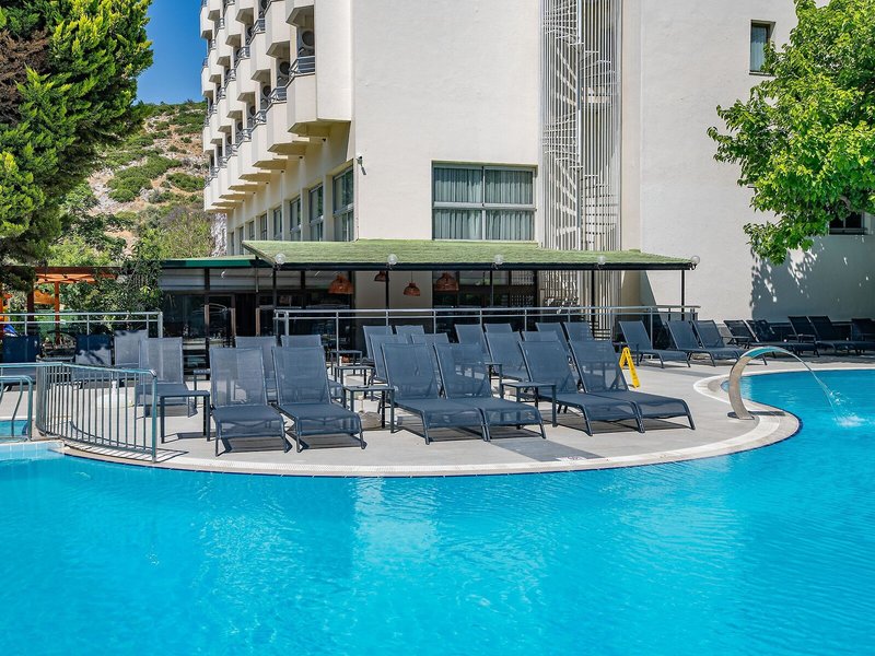 Marbel Hotel by Palm Wings 13