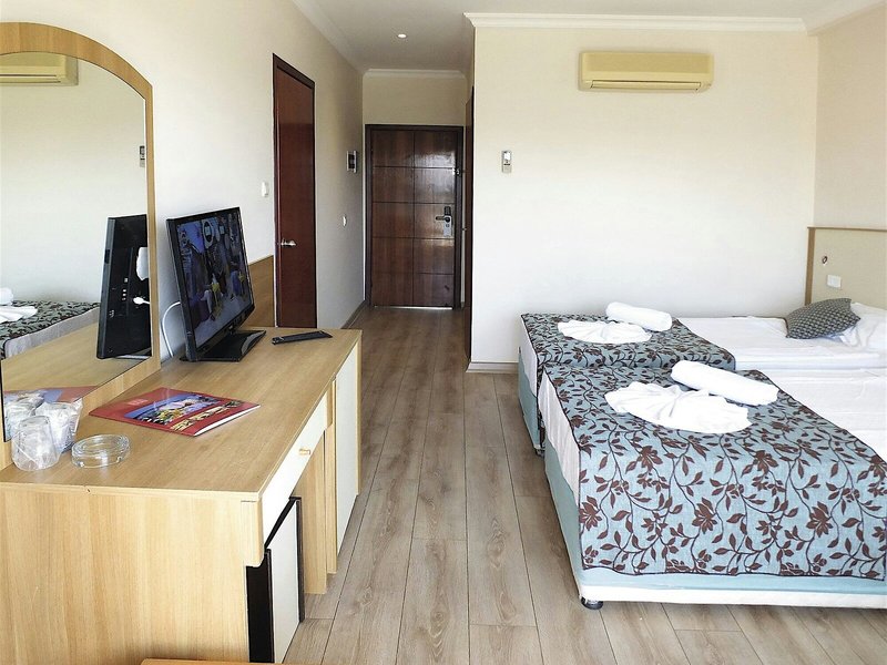 Marbel Hotel by Palm Wings 42