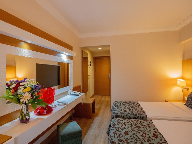 Marbel Hotel by Palm Wings 43