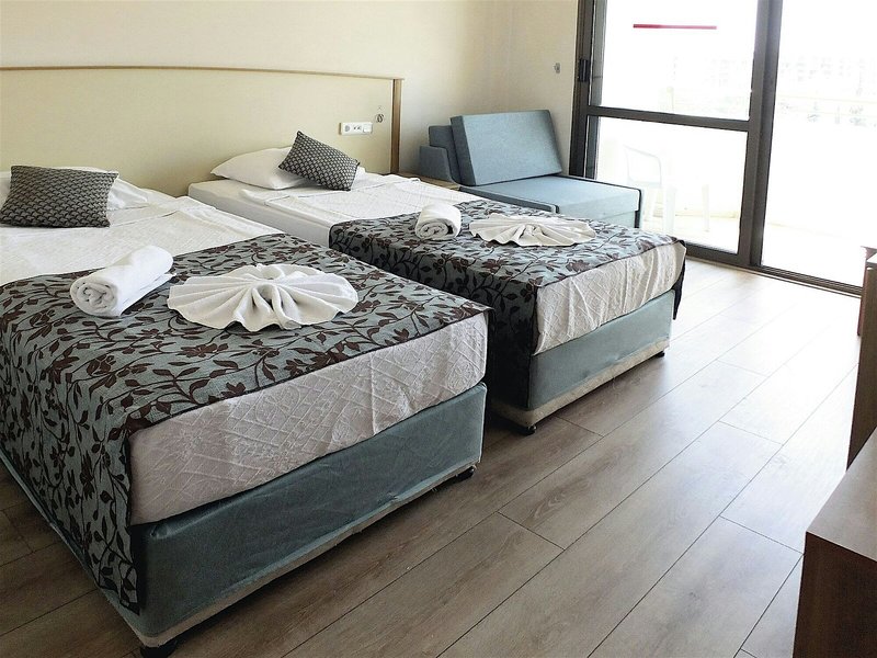 Marbel Hotel by Palm Wings 45