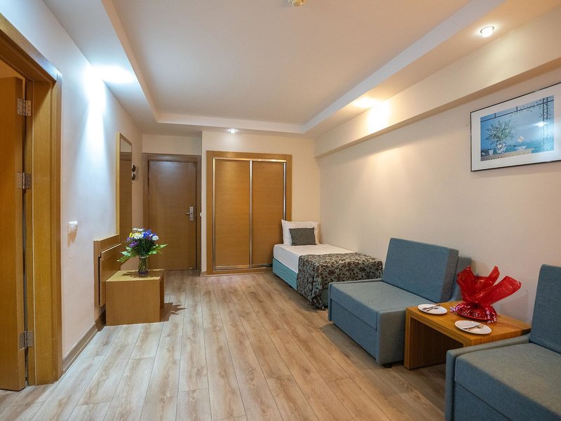 Marbel Hotel by Palm Wings 49