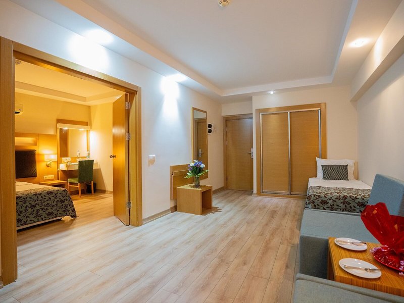 Marbel Hotel by Palm Wings 50