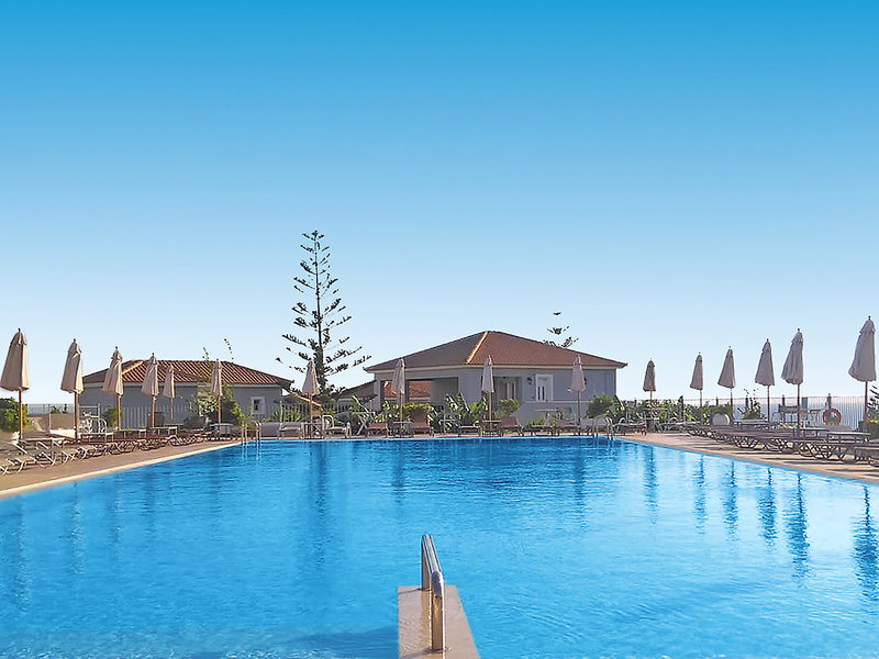 Astra Village Hotel & Suites 13