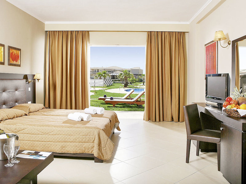 Olympia Golden Beach Resort & Spa 12