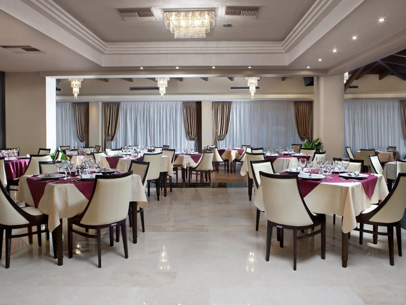 Olympia Golden Beach Resort & Spa 30