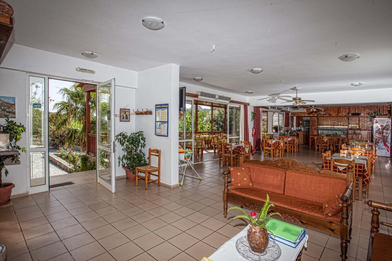 Ammoudi Hotel 7