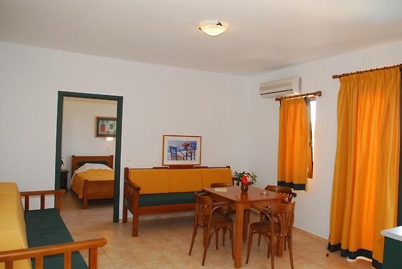 Apollo City Hotel 8