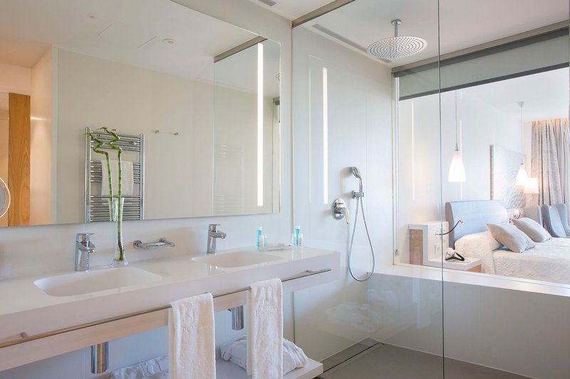 Hipotels Playa De Palma Palace & Spa 20 - Bathroom Example
