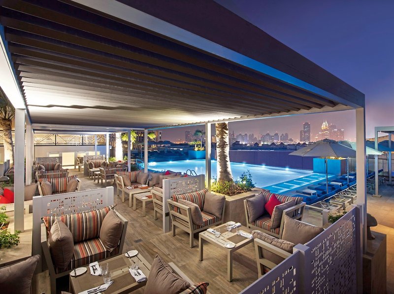 Grand Cosmopolitan Hotel 6